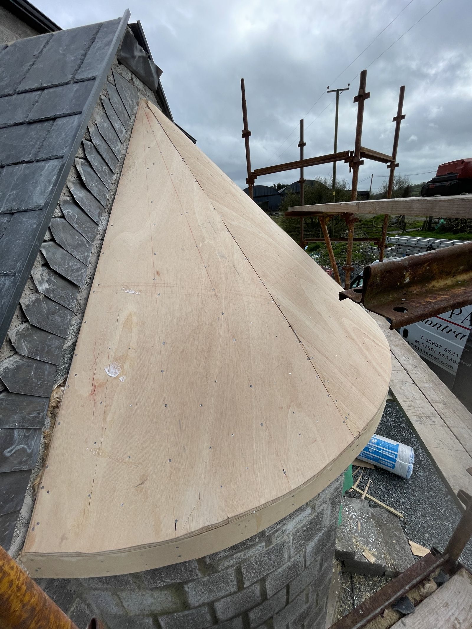 Curved roof decking